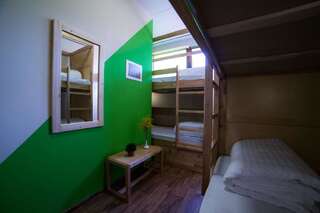 Хостелы DREAM Hostel Poltava Полтава Кровать в общем 4-местном номере для мужчин и женщин-3