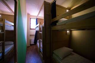 Хостелы DREAM Hostel Poltava Полтава Кровать в общем 4-местном номере для мужчин и женщин-6